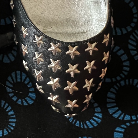 ⭐️ BEBE WORN ONCE BEBE STAR METAL STUDDED BLACK HEELS SIZE 7 M - Picture 2 of 9
